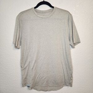 Hoka Gray essential tee dri release shirt size M